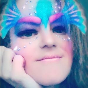 Meet your Posher, Teresa